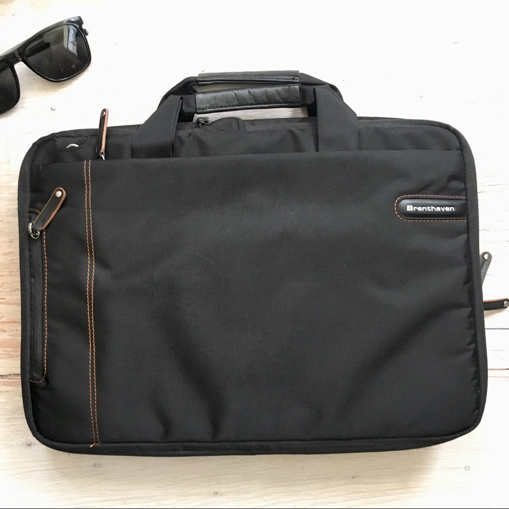 Brenthaven-Slim Computer Shoulder Bag BLK